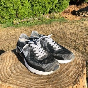 Nike “Air Max 90 Ultra 2.0 Flyknit”